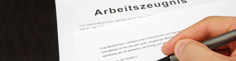 Vollstreck­barkeit eines Arbeitszeugnisses aus gerichtlichem Vergleich